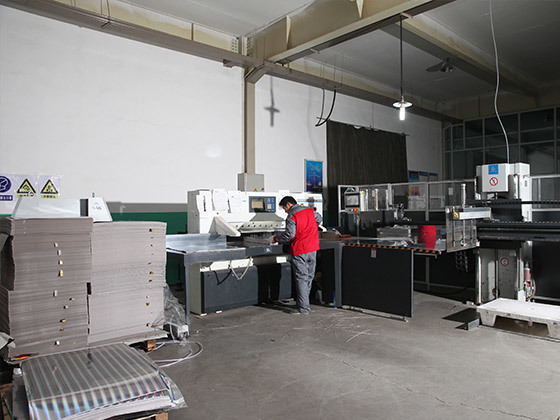 精品禮盒(he)廠家這樣選(xuǎn)擇很靠譜